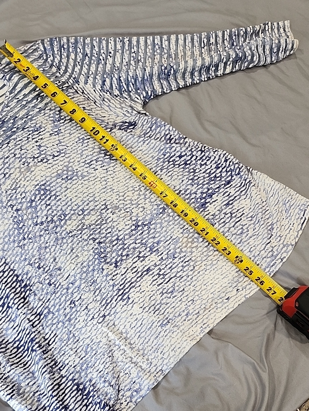 Blue and White Textured Top - Picture 3 of 5